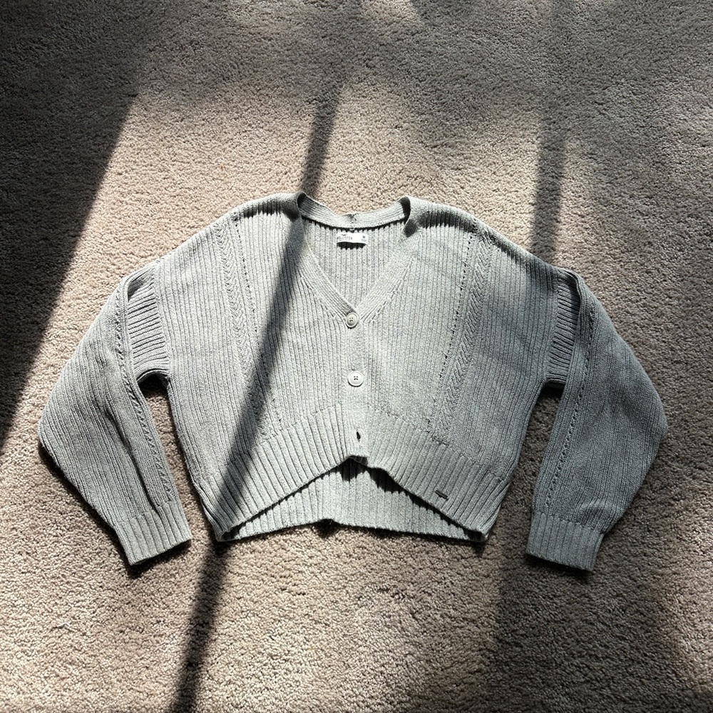 Hollister cardigan